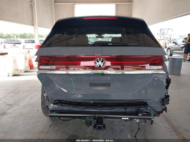 1V2FN2CA6TC525710 Volkswagen Atlas Sel Premium R-line