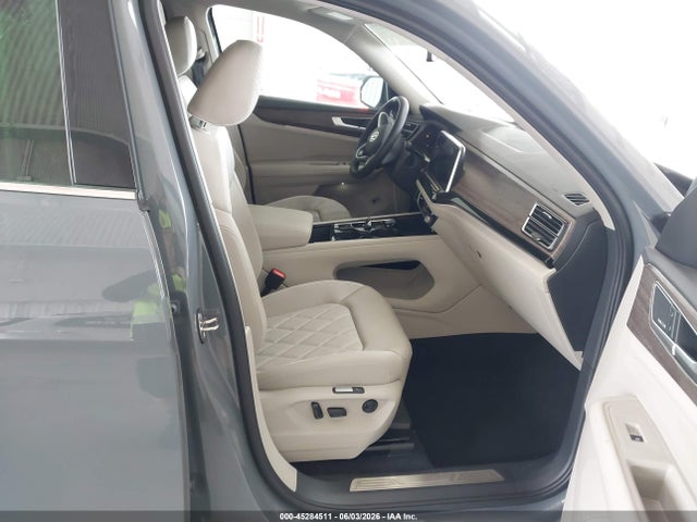 1V2FN2CA6TC525710 Volkswagen Atlas Sel Premium R-line