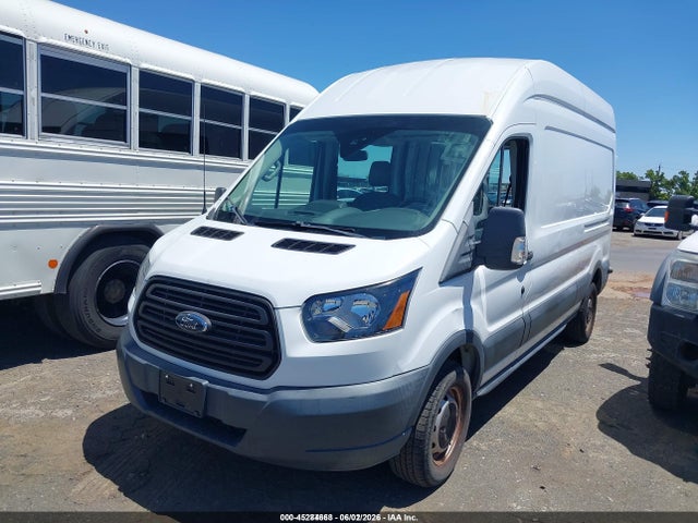 Ford Transit-350 2018 1FTBW2XM3JKB31232 Image 2
