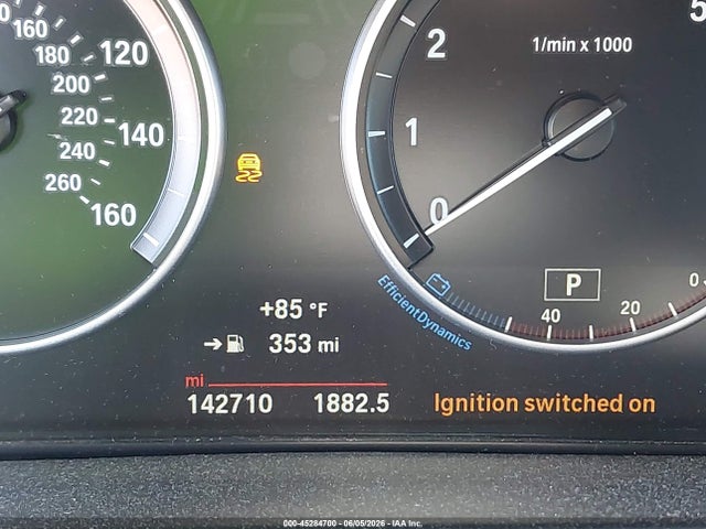 45284700 :رقم المزاد ، 5UXKR2C35H0X03734 vin ، 2017 Bmw X5 Sdrive35i مزاد بيع
