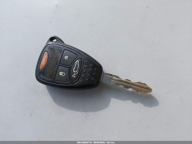 45284719 :رقم المزاد ، 1C3CCBBB7DN602227 vin ، 2013 Chrysler 200 Touring مزاد بيع