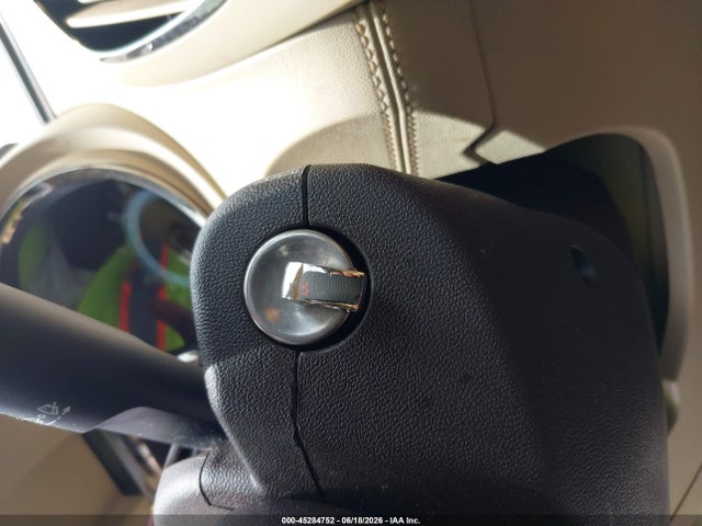 45284752 :رقم المزاد ، 1G4GC5GD3BF193574 vin ، 2011 Buick Lacrosse Cxl مزاد بيع