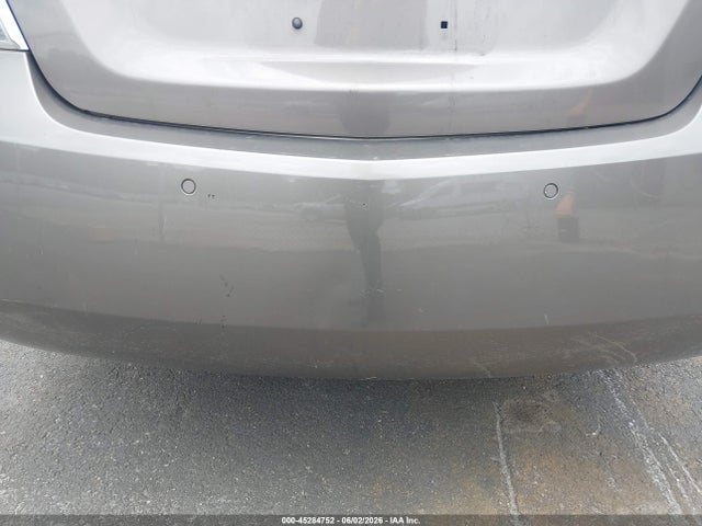 45284752 :رقم المزاد ، 1G4GC5GD3BF193574 vin ، 2011 Buick Lacrosse Cxl مزاد بيع