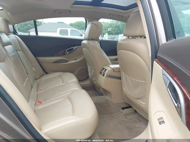 45284752 :رقم المزاد ، 1G4GC5GD3BF193574 vin ، 2011 Buick Lacrosse Cxl مزاد بيع