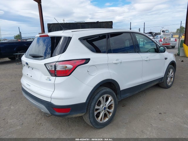 Ford ESCAPE SE 2017 1FMCU9GD1HUE18467 Image 4