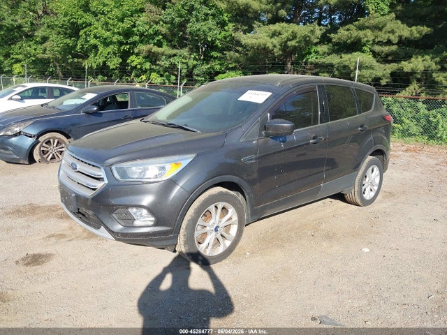 Продажа на аукционе авто 2017 Ford Escape Se, vin: 1FMCU9GD8HUC86047, номер лота: 45284777