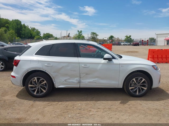Продаж на аукціоні авто 2022 Audi Q5 Premium 45 Tfsi S Line Quattro S Tronic, vin: WA1GAAFY9N2061819, номер лоту: 45284822