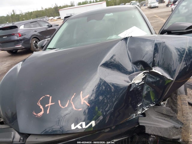 KIA Ev6 Light Long Range 2024 KNDC3DLC8R5175582 Image 10
