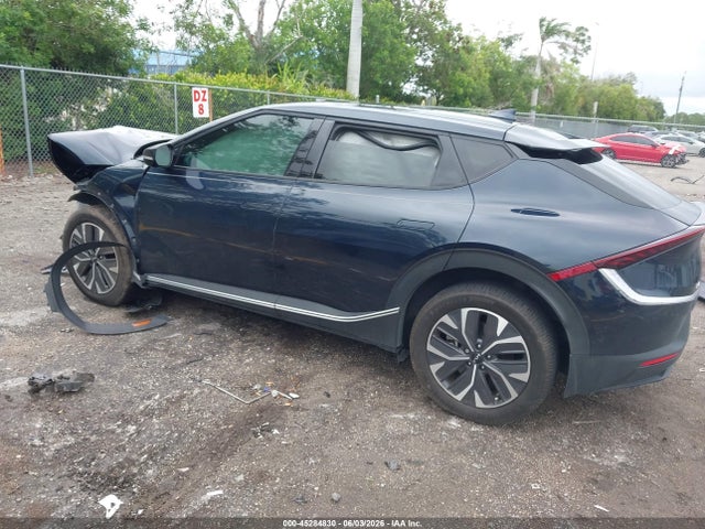 KIA Ev6 Light Long Range 2024 KNDC3DLC8R5175582 Image 3