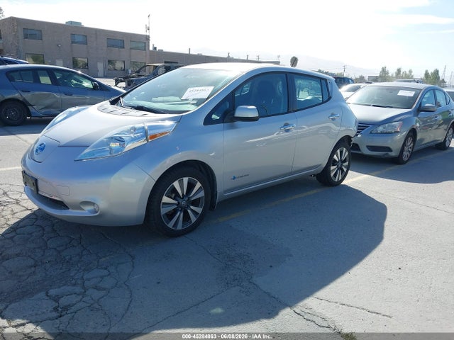 Nissan LEAF SV 2017 1N4BZ0CP3HC301661 Image 2