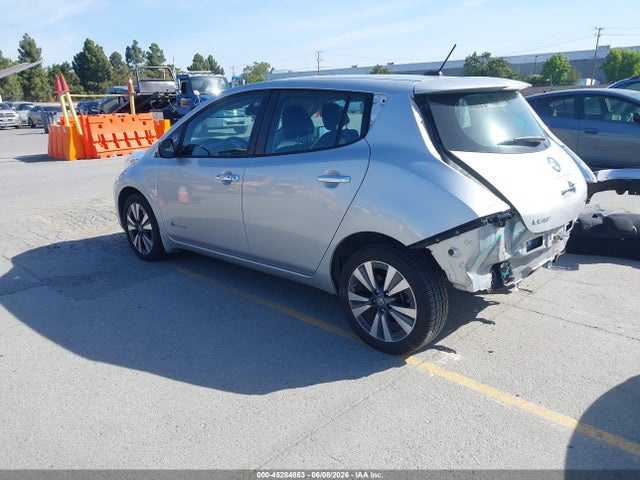 Nissan LEAF SV 2017 1N4BZ0CP3HC301661 Image 3