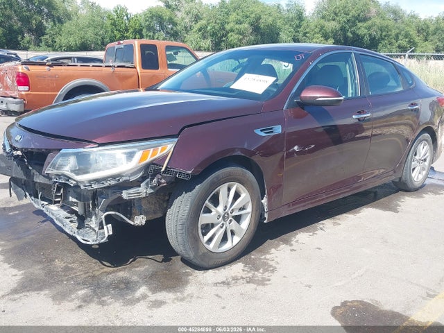 KIA Optima Lx 2017 5XXGT4L30HG133225 Image 2