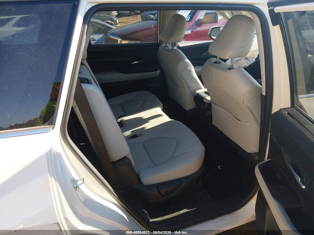 45284923 :رقم المزاد ، 5TDAAAB55RS033781 vin ، 2024 Toyota Grand Highlander Xle مزاد بيع