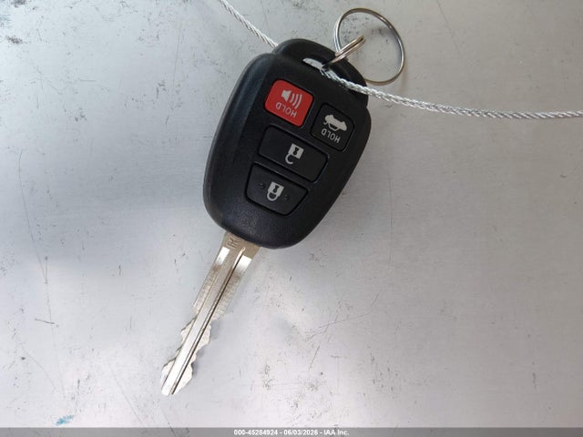 Продажа на аукционе авто 2017 Toyota Camry Le, vin: 4T1BF1FKXHU445853, номер лота: 45284924