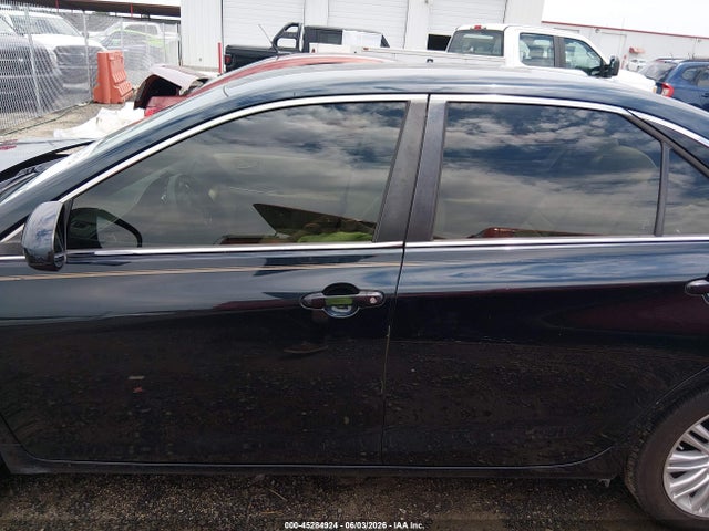 Продажа на аукционе авто 2017 Toyota Camry Le, vin: 4T1BF1FKXHU445853, номер лота: 45284924