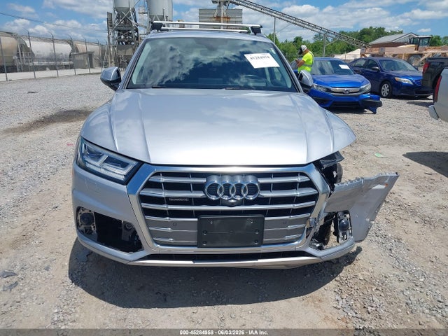 WA1CNAFY7K2127069 Audi Q5 45 Premium