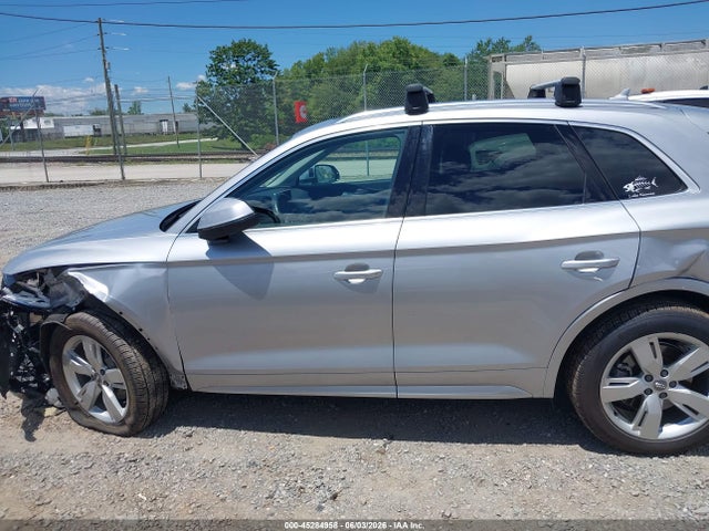 WA1CNAFY7K2127069 Audi Q5 45 Premium