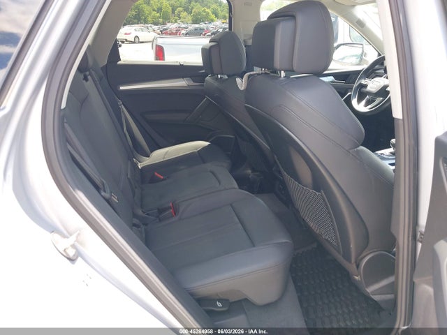 WA1CNAFY7K2127069 Audi Q5 45 Premium