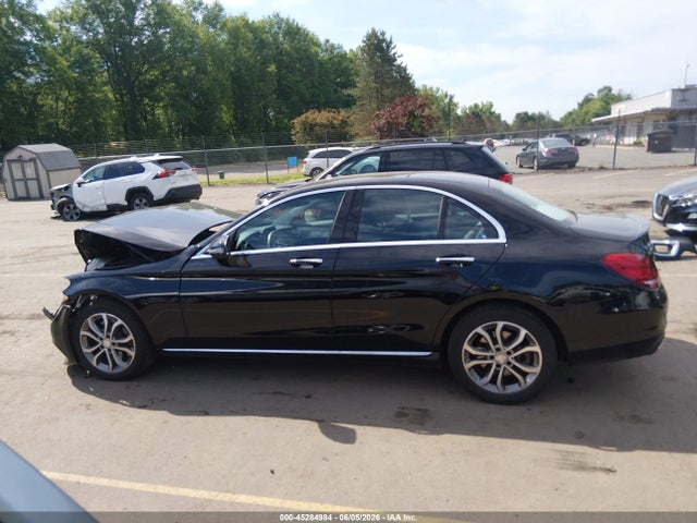 2016 Mercedes-benz C 300 4matic მანქანა იყიდება აუქციონზე, vin: 55SWF4KBXGU103676, აუქციონის ნომერი: 45284984