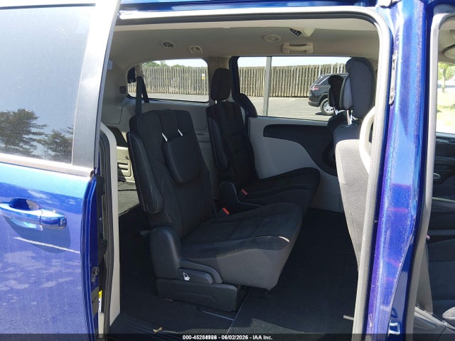 45284986 :رقم المزاد ، 2C4RDGBGXJR318648 vin ، 2018 Dodge Grand Caravan Se مزاد بيع