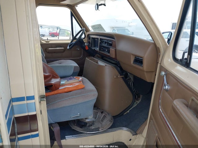 45284995 :رقم المزاد ، 1FDKE30L6HHB11618 vin ، 1987 Ford Econoline E350 Cutaway Van مزاد بيع