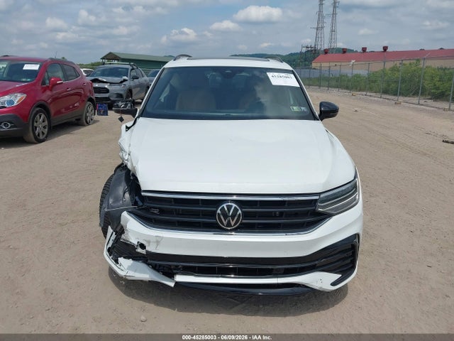 2023 Volkswagen Tiguan 2.0t Se R-line Black მანქანა იყიდება აუქციონზე, vin: 3VV8B7AX6PM092113, აუქციონის ნომერი: 45285003