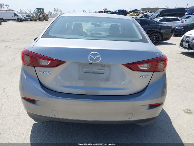 2016 Mazda Mazda3 I Sport მანქანა იყიდება აუქციონზე, vin: 3MZBM1U77GM251371, აუქციონის ნომერი: 45285024