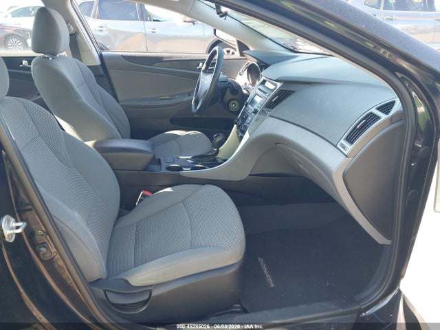 2014 Hyundai Sonata Gls მანქანა იყიდება აუქციონზე, vin: 5NPEB4AC8EH947748, აუქციონის ნომერი: 45285026