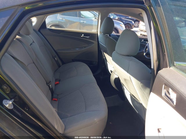 2014 Hyundai Sonata Gls მანქანა იყიდება აუქციონზე, vin: 5NPEB4AC8EH947748, აუქციონის ნომერი: 45285026