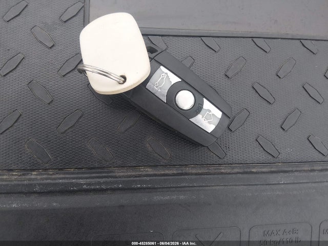 45285061 :رقم المزاد ، WBAPH7C59BE674822 vin ، 2011 Bmw 328i مزاد بيع
