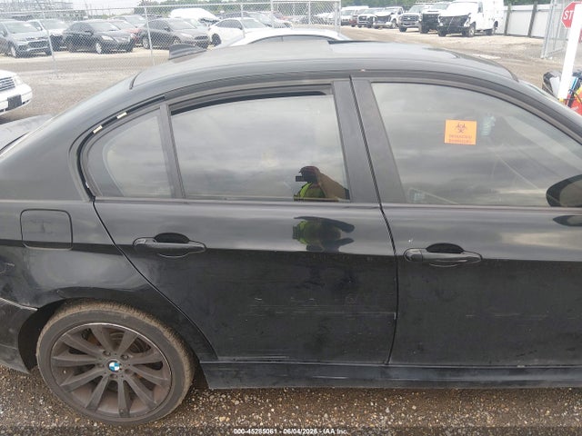 45285061 :رقم المزاد ، WBAPH7C59BE674822 vin ، 2011 Bmw 328i مزاد بيع