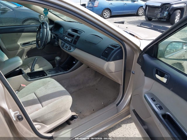 2002 Toyota Camry Se მანქანა იყიდება აუქციონზე, vin: 4T1BE32K92U106786, აუქციონის ნომერი: 45285116