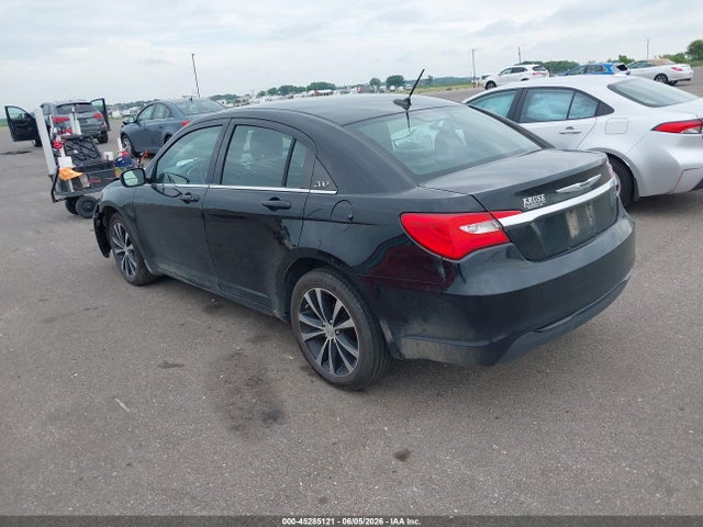 Продаж на аукціоні авто 2013 Chrysler 200 Touring, vin: 1C3CCBBB3DN594823, номер лоту: 45285121