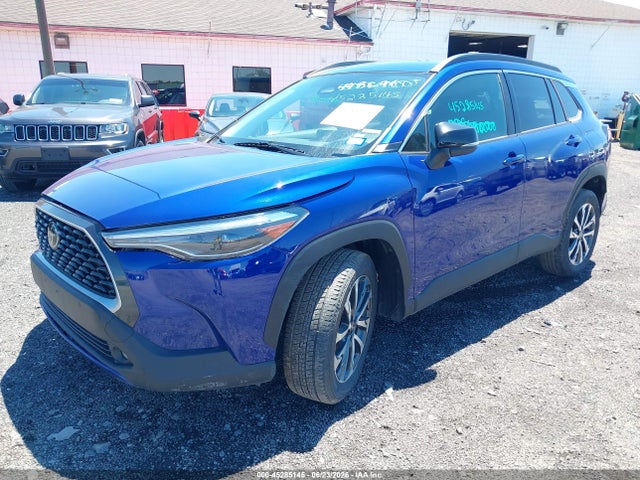 45285145 :رقم المزاد ، 7MUEAAAG1SV124806 vin ، 2025 Toyota Corolla Cross Xle مزاد بيع