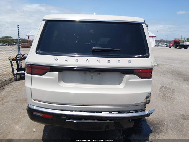 1C4SJUBT6NS181363 Jeep Wagoneer Series Ii 4x2