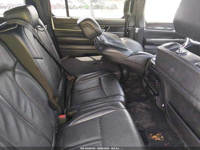 1C4SJUBT6NS181363 Jeep Wagoneer Series Ii 4x2