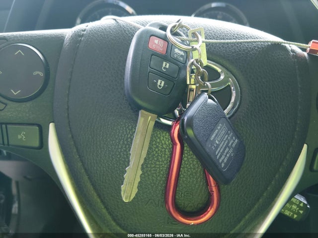 Toyota COROLLA SE 2018 5YFBURHE1JP762794 Image 11