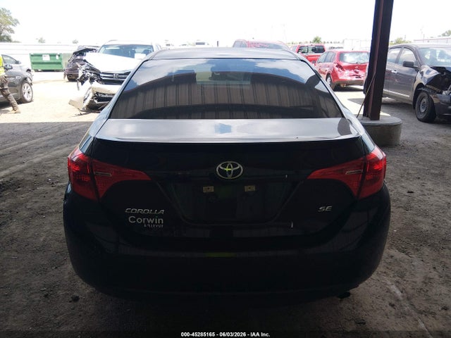 Toyota COROLLA SE 2018 5YFBURHE1JP762794 Image 17