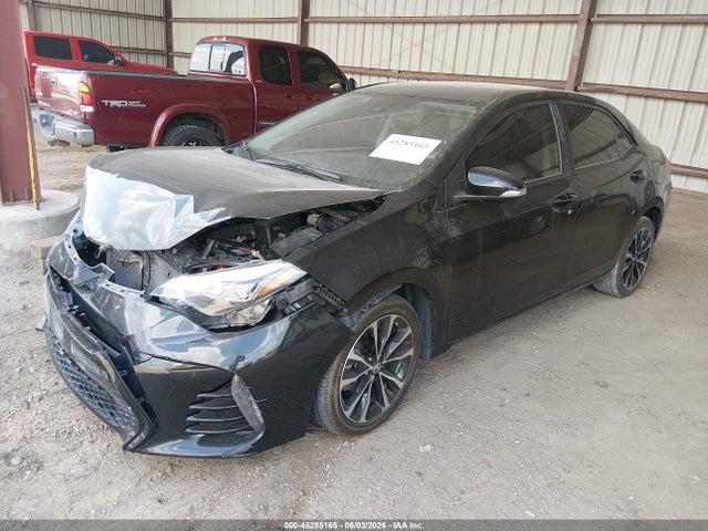 Toyota COROLLA SE 2018 5YFBURHE1JP762794 Image 2