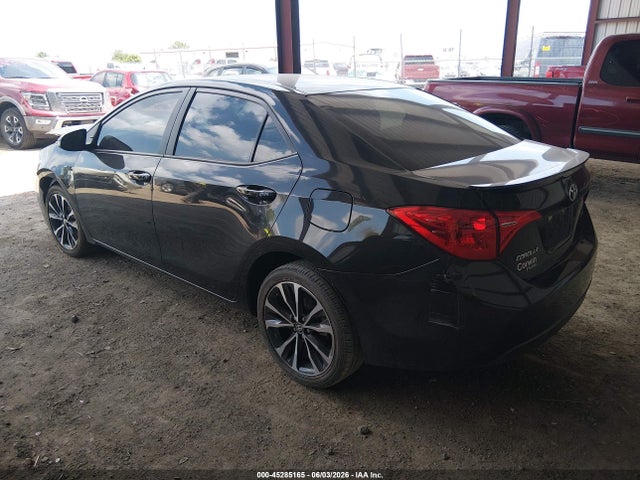 Toyota COROLLA SE 2018 5YFBURHE1JP762794 Image 3