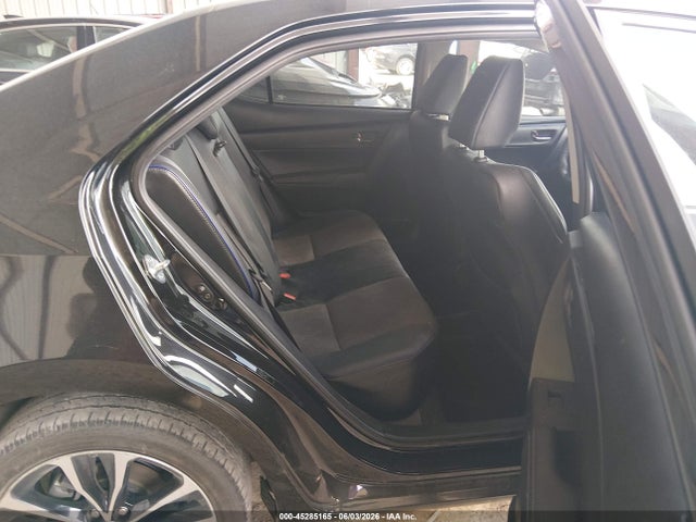 Toyota COROLLA SE 2018 5YFBURHE1JP762794 Image 8