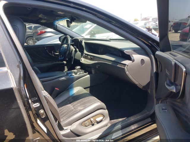 Lexus Ls 500h 2019 JTHBY1FF5K5005427 Image 5