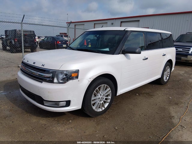 Ford FLEX SEL 2018 2FMGK5C84JBA03177 Image 2