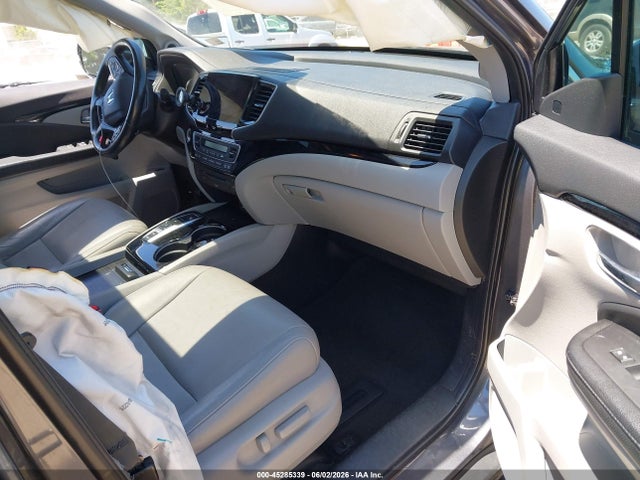 Honda Pilot Touring 2019 5FNYF5H69KB043621 Image 5