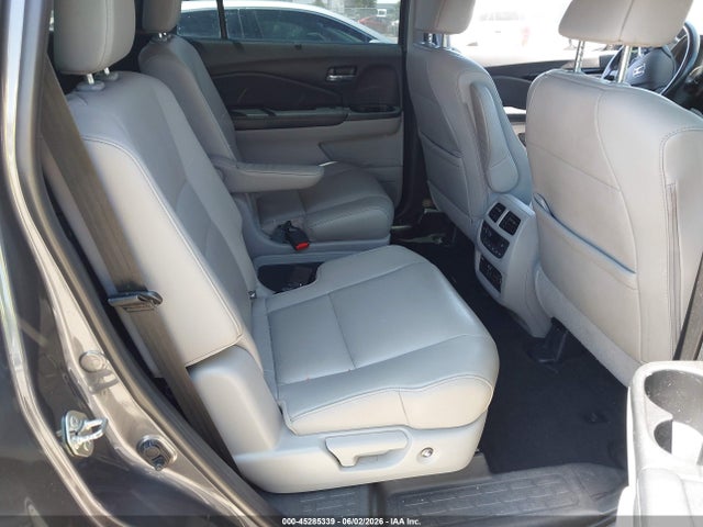 Honda Pilot Touring 2019 5FNYF5H69KB043621 Image 8