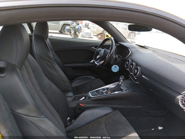 Продаж на аукціоні авто 2017 Audi Tt 2.0t, vin: TRUC5AFV4H1001820, номер лоту: 45285351