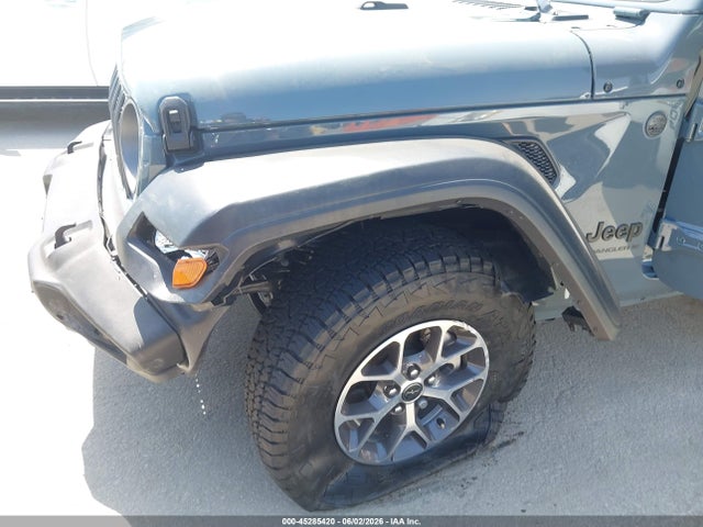 1C4PJXDG3SW659962 Jeep Wrangler 4-door Summit 4x4