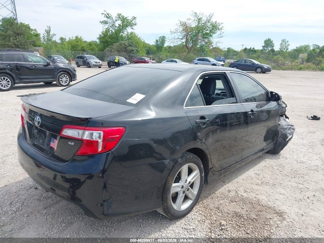 45285517 :رقم المزاد ، 4T1BF1FK5EU771040 vin ، 2014 Toyota Camry Se مزاد بيع