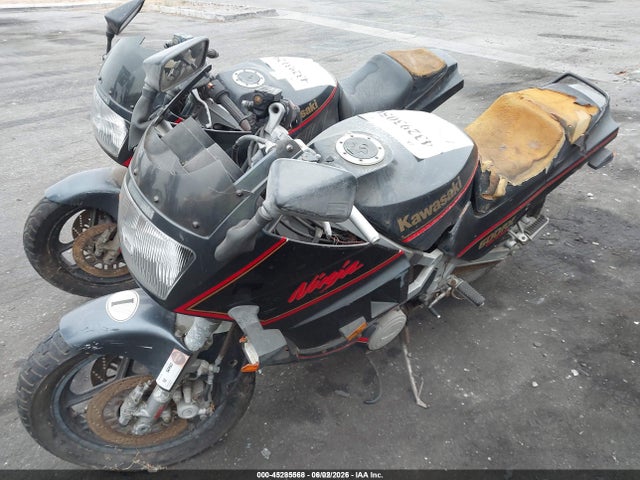 45285568 :رقم المزاد ، JKAZX4B19HA000241 vin ، 1987 Kawasaki Zx600 B مزاد بيع