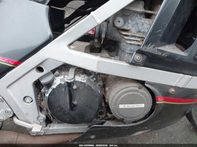 45285568 :رقم المزاد ، JKAZX4B19HA000241 vin ، 1987 Kawasaki Zx600 B مزاد بيع